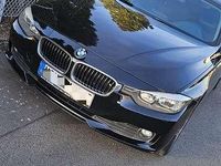 Gebraucht BMW 320 184 PS (135 kW) 2012 Schwarz Limousine