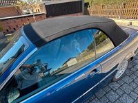 Gebraucht BMW 320 Cabriolet 170 PS (125 kW) 2003 Blau Cabrio