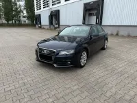Gebraucht Audi A4 Attraction 160 PS (117 kW) 2011 Blau Limousine
