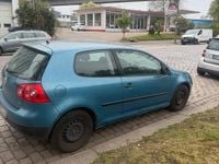 Second-hand VW Golf 75 CP (55 kW) 2006 Albastru Coupe