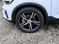 Używany Volvo XC40 Core 163 KM (119 kW) 2025 Niebieski SUV
