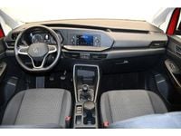 Gebraucht VW Caddy Maxi Basis 114 PS (83 kW) 2022 Rot Van / Kleinbus