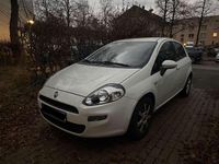 Gebraucht Fiat Punto Evo 105 PS (77 kW) 2014 Weiß Kleinwagen
