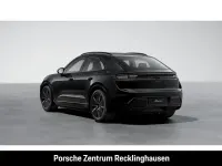 Gebraucht Porsche Macan 469 kW (639 PS) 2024 Schwarz SUV