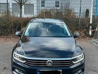 Gebraucht VW Passat 150 PS (110 kW) 2019 Schwarz Limousine