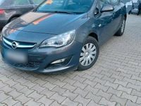 Gebraucht Opel Astra 110 PS (80 kW) 2015 Braun Limousine