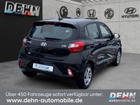 Gebraucht Hyundai i10 Select 63 PS (46 kW) 2025 Schwarz Kleinwagen