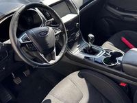 Gebraucht Ford S-MAX Titanium 179 PS (131 kW) 2015 Silber Van / Kleinbus