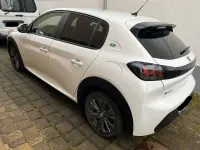 Gebraucht Peugeot e-208 Active 100 kW (136 PS) 2021 Weiß Kleinwagen