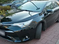 Gebraucht Toyota Avensis 112 PS (82 kW) 2016 Schwarz Kombi