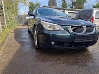 Gebraucht BMW 530 231 PS (169 kW) 2007 Schwarz Kombi