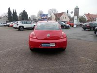 Gebraucht VW Beetle Basis 105 PS (77 kW) 2012 Tornadorot Kleinwagen