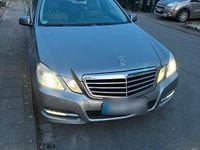 Gebraucht Mercedes E250 204 PS (150 kW) 2010 Grau Kombi