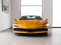 Gebraucht Ferrari SF90 999 PS (734 kW) 2024 Gelb Cabrio