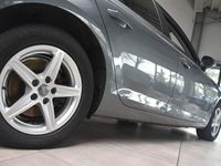 Gebraucht Audi A4 Sport 150 PS (110 kW) 2018 Grau metallic