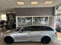 Gebraucht Mercedes C250 204 PS (150 kW) 2010 Reflex silber Kombi