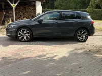 Gebraucht VW Golf VIII Style 150 PS (110 kW) 2024 Grau Limousine