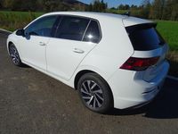 Gebraucht VW Golf VIII Style 204 PS (150 kW) 2022 Pure white Limousine