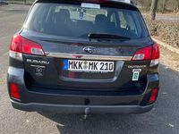 Gebraucht Subaru Outback Active 150 PS (110 kW) 2014 Schwarz Kombi