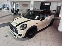 Gebraucht Mini Cooper S 178 PS (130 kW) 2021 Pepper (old english) white Kleinwagen