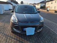 Gebraucht Ford Kuga Individual 150 PS (110 kW) 2016 Schwarz SUV