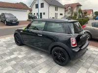 Gebraucht Mini ONE 98 PS (72 kW) 2014 Schwarz Kleinwagen