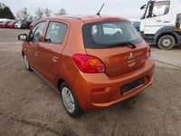 Gebraucht Mitsubishi Space Star Diamant Edition 71 PS (52 kW) 2017 Orange Kleinwagen
