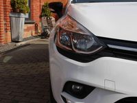 Gebraucht Renault Clio IV LIMITED 73 PS (53 kW) 2018 Weiß Limousine