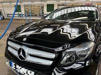Gebraucht Mercedes GLA220 180 PS (132 kW) 2016 Schwarz SUV