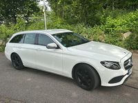 Gebraucht Mercedes E220 194 PS (142 kW) 2016 Weiß Limousine
