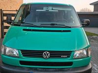 Gebraucht VW T4 102 PS (75 kW) 2000 Grün Van