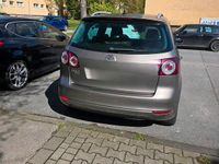 Gebraucht VW Golf VII 84 PS (61 kW) 2012 Gold Kleinwagen