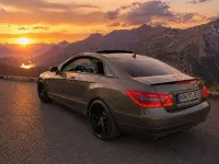 Gebraucht Mercedes E500 388 PS (285 kW) 2010 Bronze Coupé