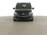 Gebraucht Mercedes V220 Style 163 PS (119 kW) 2025 Schwarz Van / Kleinbus