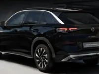 Neu VW T-Roc Life 150 PS (110 kW) 2026 Grenadillschwarz metallic SUV