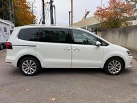 Gebraucht VW Sharan Highline 150 PS (110 kW) 2019 Weiß Van / Kleinbus