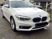 Gebraucht BMW 120 Advantage 190 PS (139 kW) 2016 Weiß Kleinwagen