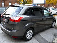 Gebraucht Ford Grand C-Max 125 PS (91 kW) 2015 Grau Van / Kleinbus
