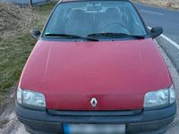 Second-hand Renault Clio 54 CP (39 kW) 1996 Roșu Hatchback