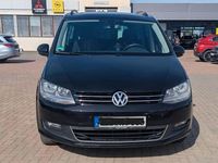 Second-hand VW Sharan 170 CP (125 kW) 2012 Negru Monovolum