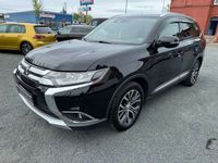 gebraucht Mitsubishi Outlander Top 4WD Navi / Kamera /Xenon / 7 Sitze