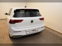 Gebraucht VW Golf VIII Active 150 PS (110 kW) 2022 Pure white Limousine