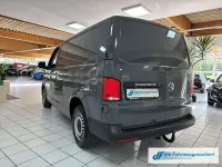 Gebraucht VW T6.1 150 PS (110 kW) 2022 Grau Van