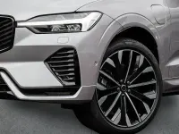 Gebraucht Volvo XC60 455 PS (334 kW) 2025 Silber SUV