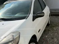 Gebraucht Renault Clio GrandTour 75 PS (55 kW) 2010 Weiß Kombi