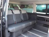 Gebraucht VW California Beach 140 PS (102 kW) 2015 Deep black perleffekt Van