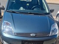 Gebraucht Ford Fiesta Ambiente 69 PS (50 kW) 2002 Grün Kleinwagen