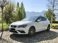 Używany Seat Leon FR 179 KM (131 kW) 2017 Biały Sedan/Limuzyna
