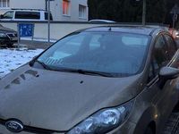 Second-hand Ford Fiesta 82 CP (60 kW) 2011 Auriu Hatchback