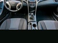 Gebraucht Hyundai i30 109 PS (80 kW) 2013 Weiß Kombi